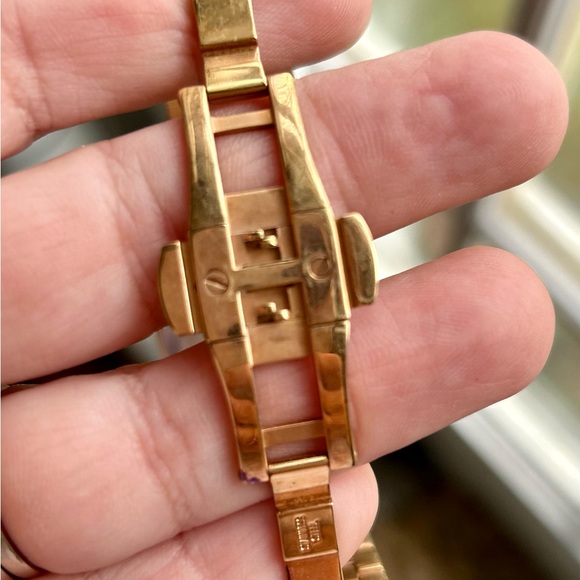 Movado Bold Rose Gold Women’s Watch - Picture 2 of 8